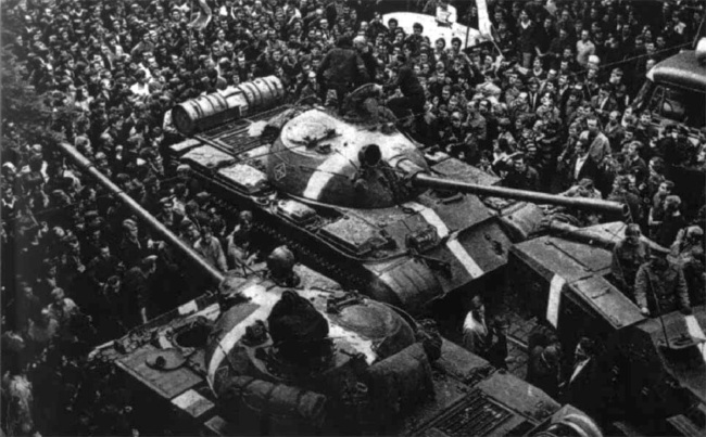 The 1968 Prague Spring In Czechoslovakia And Russia s War Against Ukraine Revolta Global